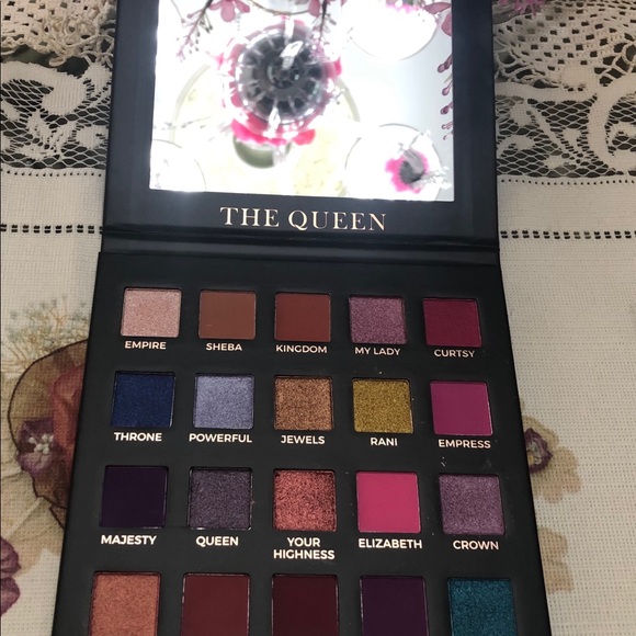 THE QUEEN 👑 ELOISE palette 🎨 - Picture 1 of 6